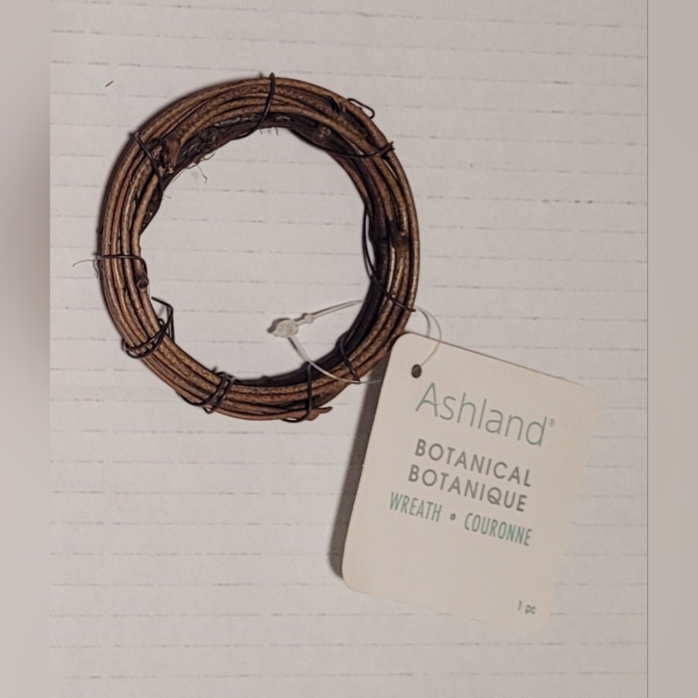 FREE Add On ~ Ashland Botanical Mini Wreath